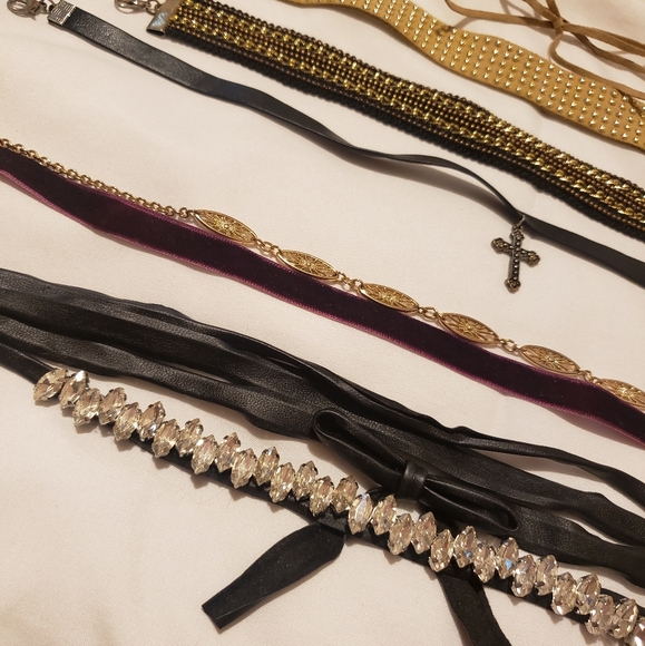 Chockers - Picture 2 of 5